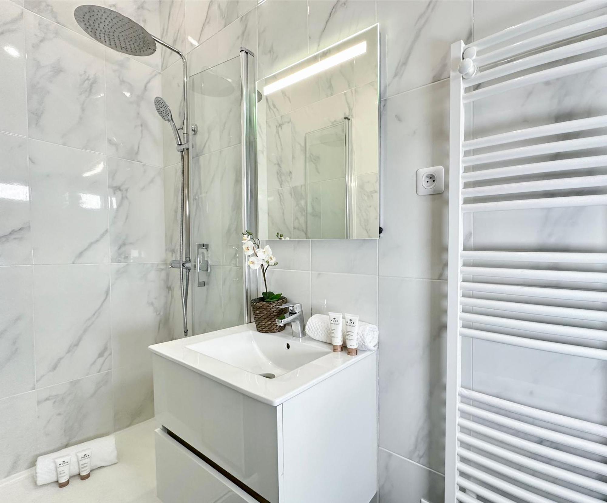 Spacious Studio In Saint-Germain-Des-Pres Apartamento Paris Exterior foto